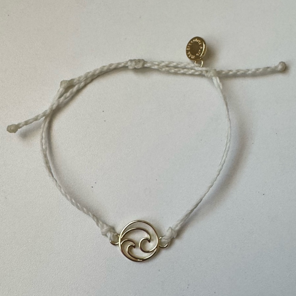 Pura Vida Gold Wave Bracelet